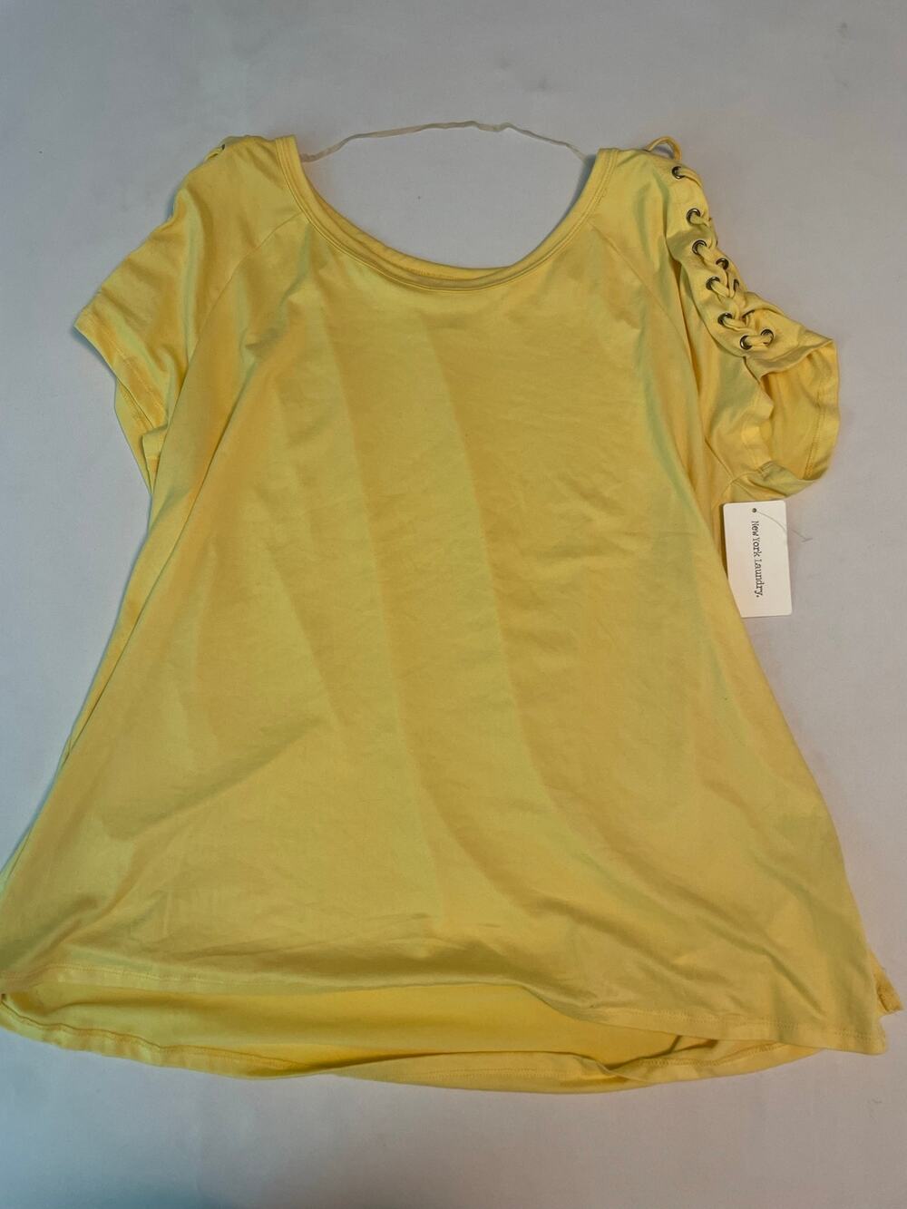 nwt New York Laundry Xl yellow shirt